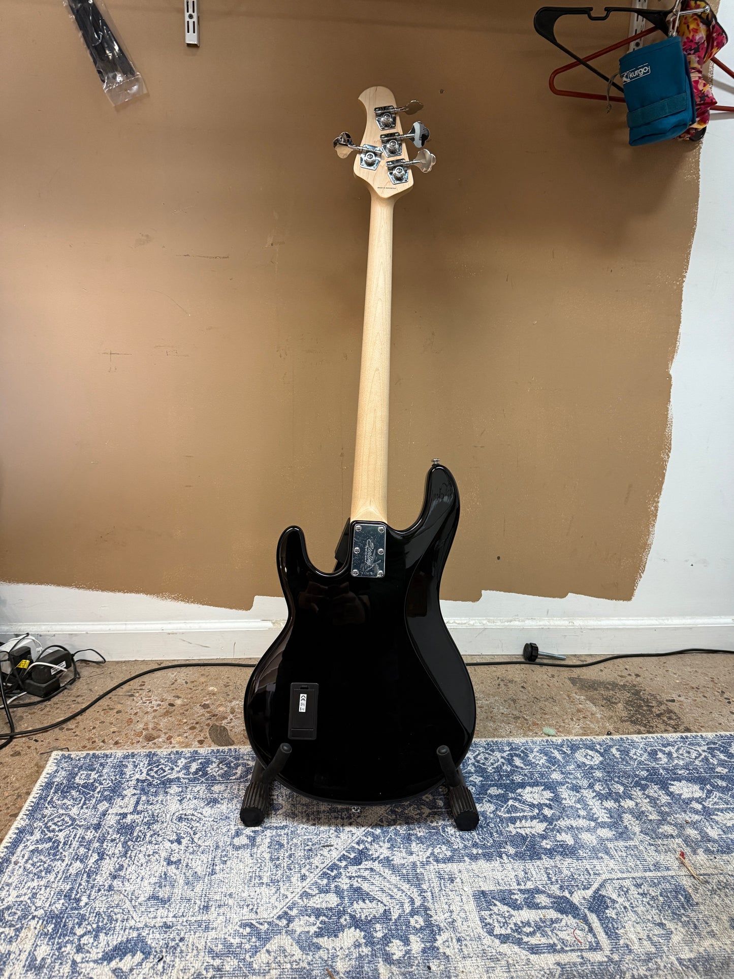 Sterling by Music Man Stingray Ray4 (Black)