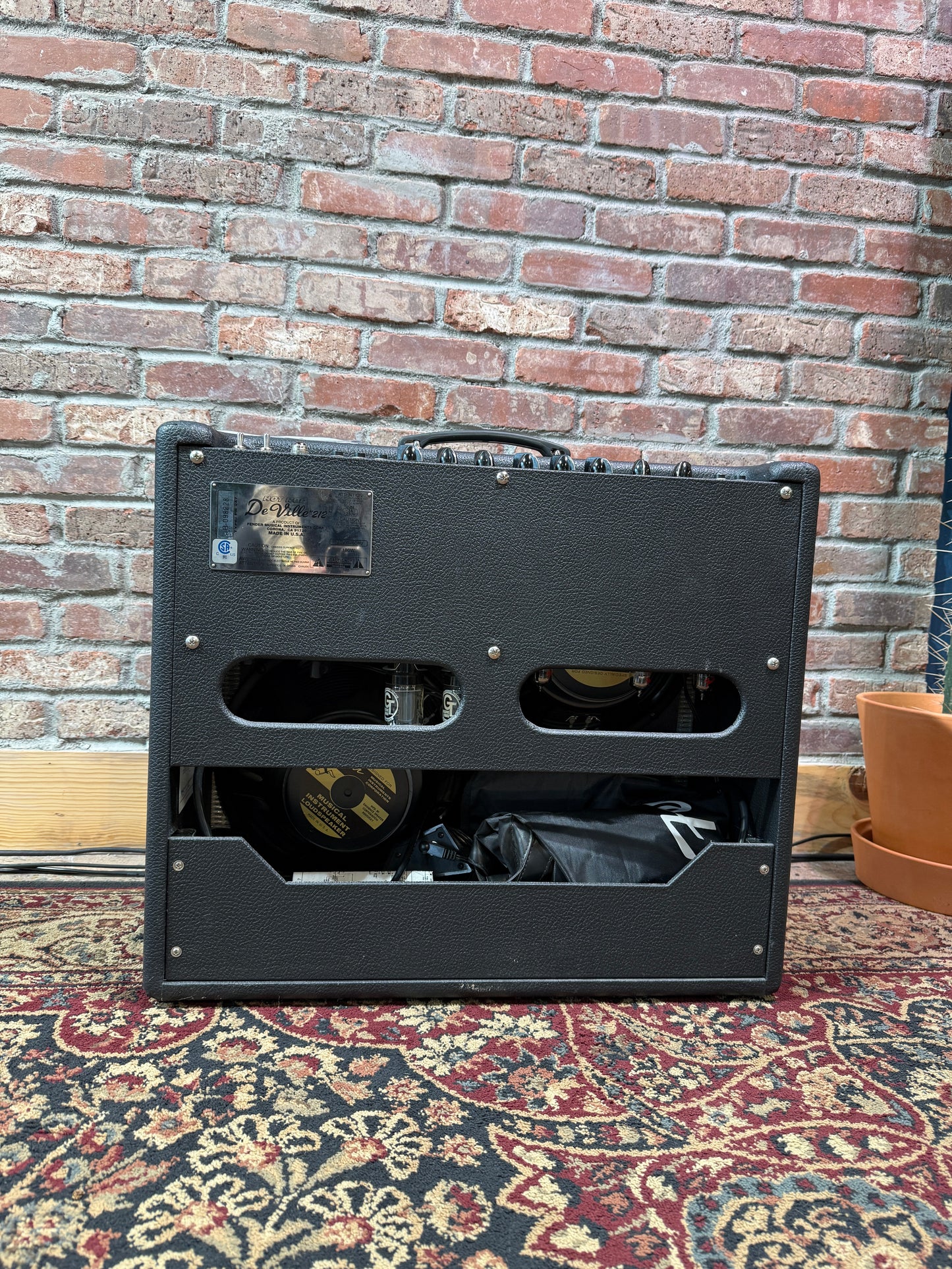 Used Fender Deville 180w Tube Amp