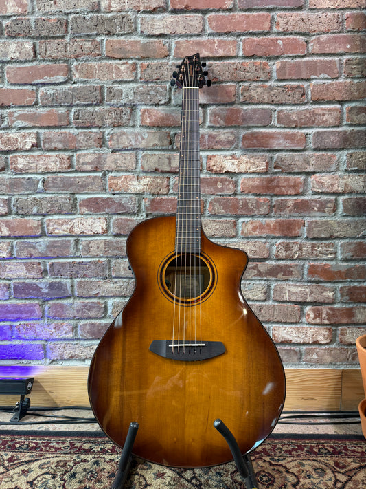 Breedlove Pursuit Exotic S Concert Amber CE - Myrtlewood/Myrtlewood