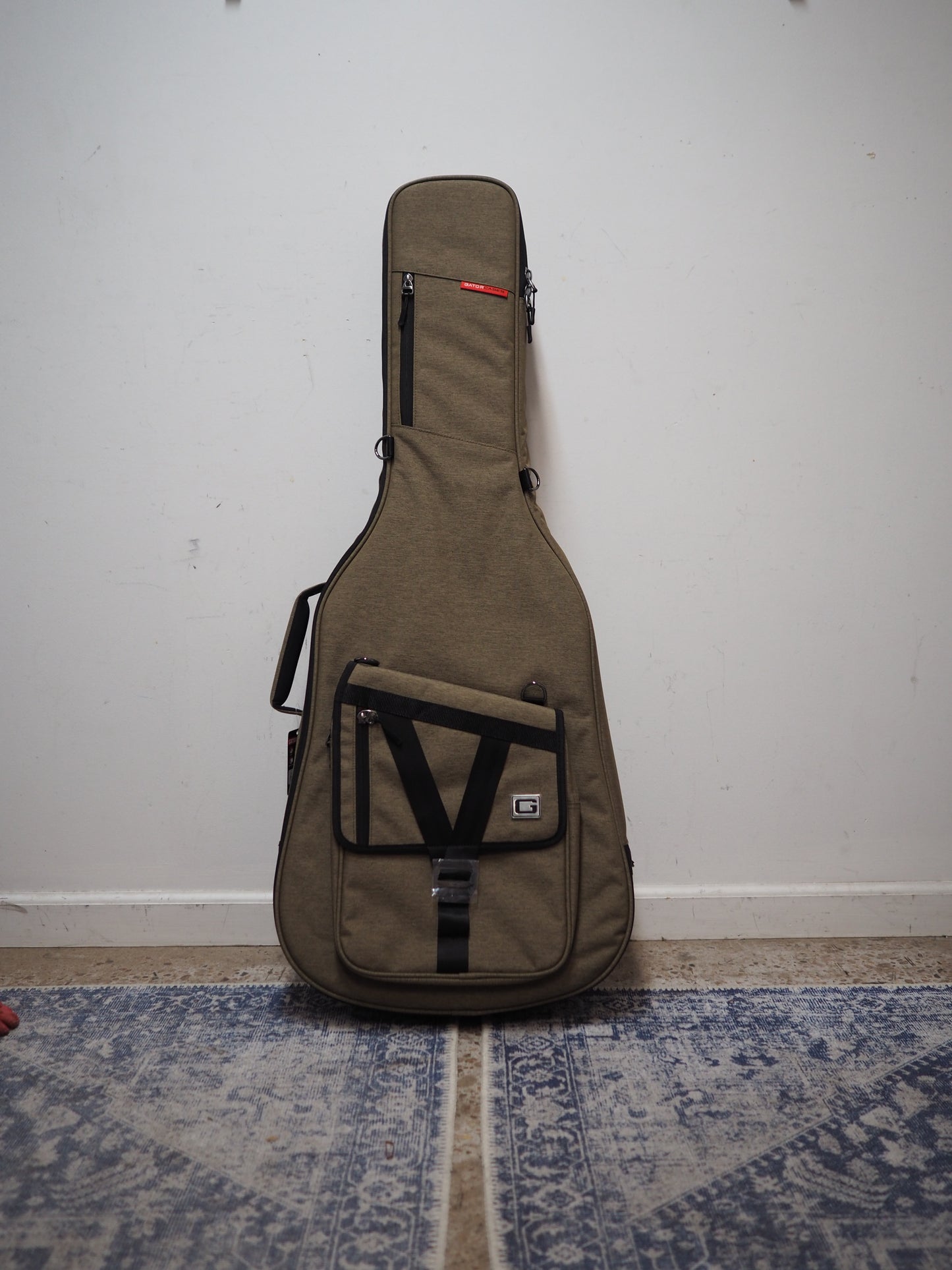 Gator Transit Tan Acoustic Guitar Bag