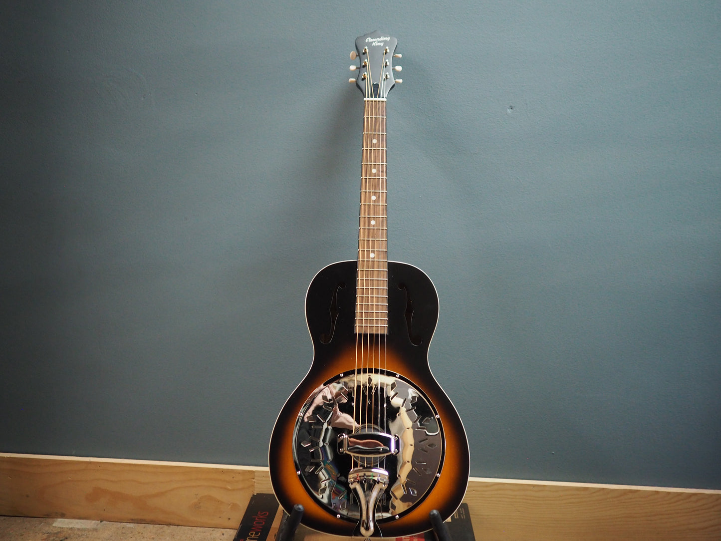 Recording King Dirty 30s Tobacco Sunburst (Spruce - Whitewood)