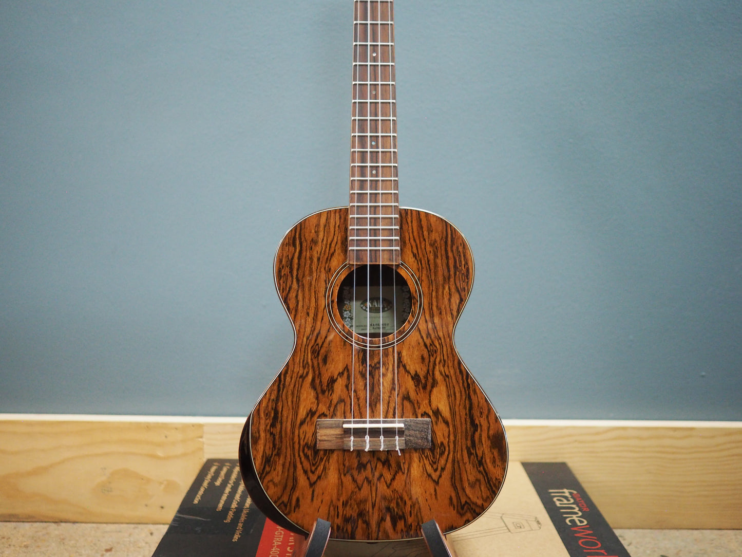 Kala Premier Exotic Tenor Ukulele (Macawood - Macawood)