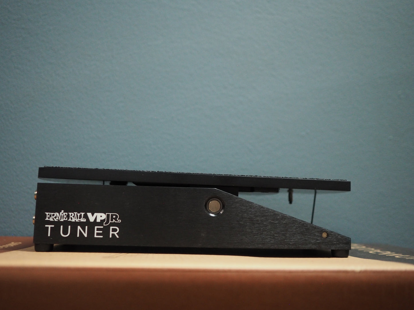 Ernie Ball VPJR Pedal Tuner