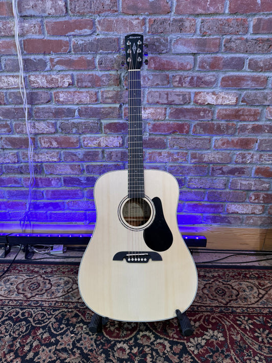 Alvarez Regent Series Dreadnaught Pack