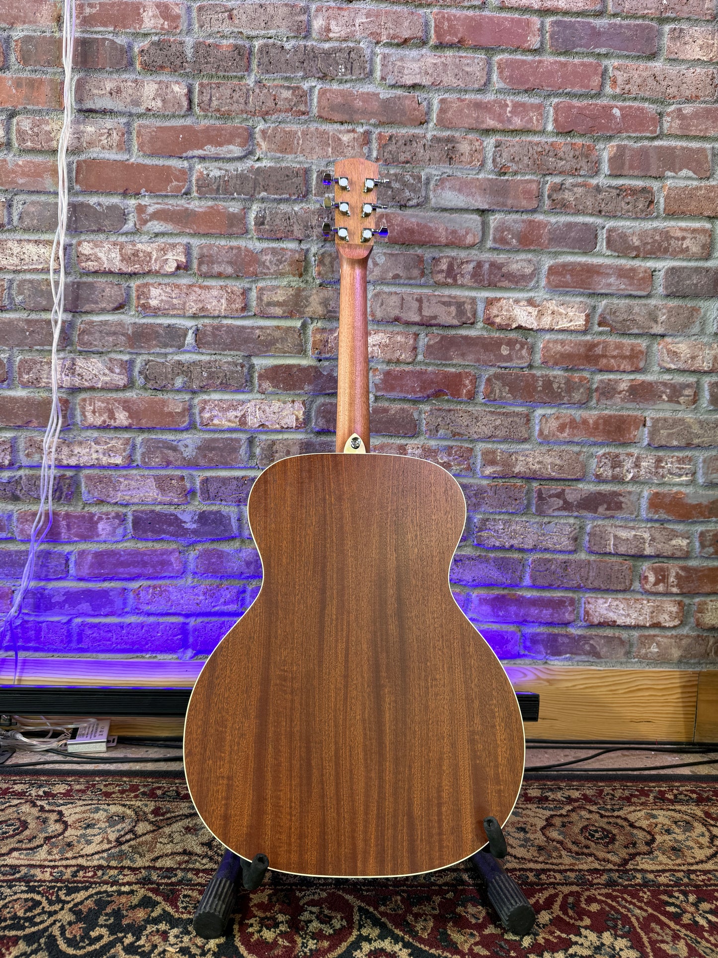 Alvarez Regent Series Folk/OM Acoustic Guitar Pack