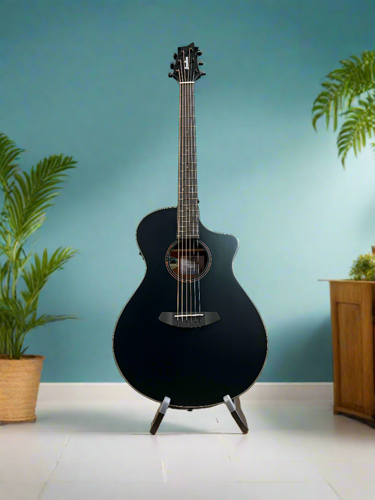 Breedlove Discovery S Concert Satin Black CE