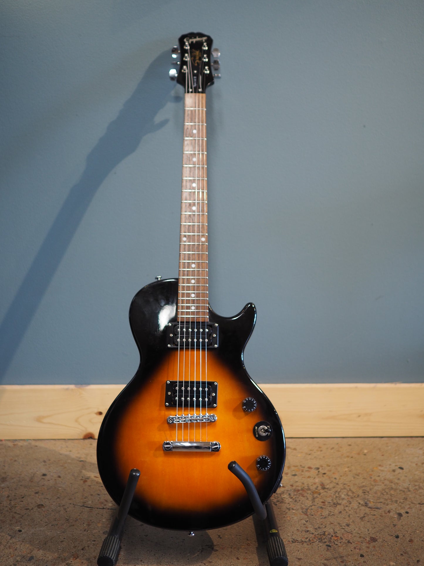 Used Epiphone Special II