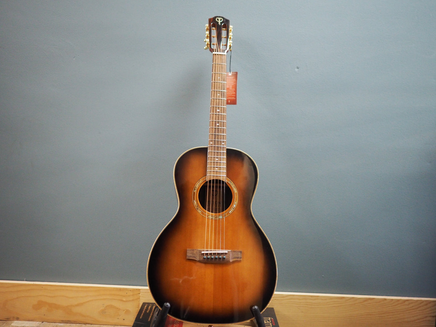 Teton STP180DVB Palor Acoustic Guitar (Spruce - Ebony)