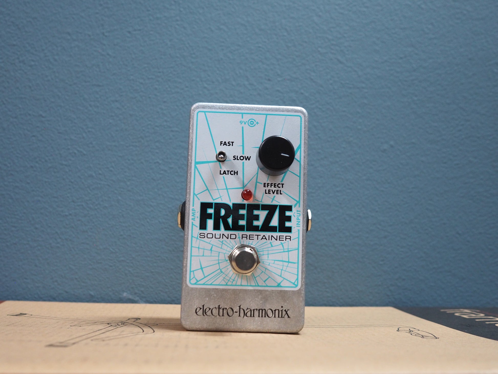 freeze pedal Electro-Harmonix Freeze Sound Retainer Compression Guitar Effects Pedal 197881264413