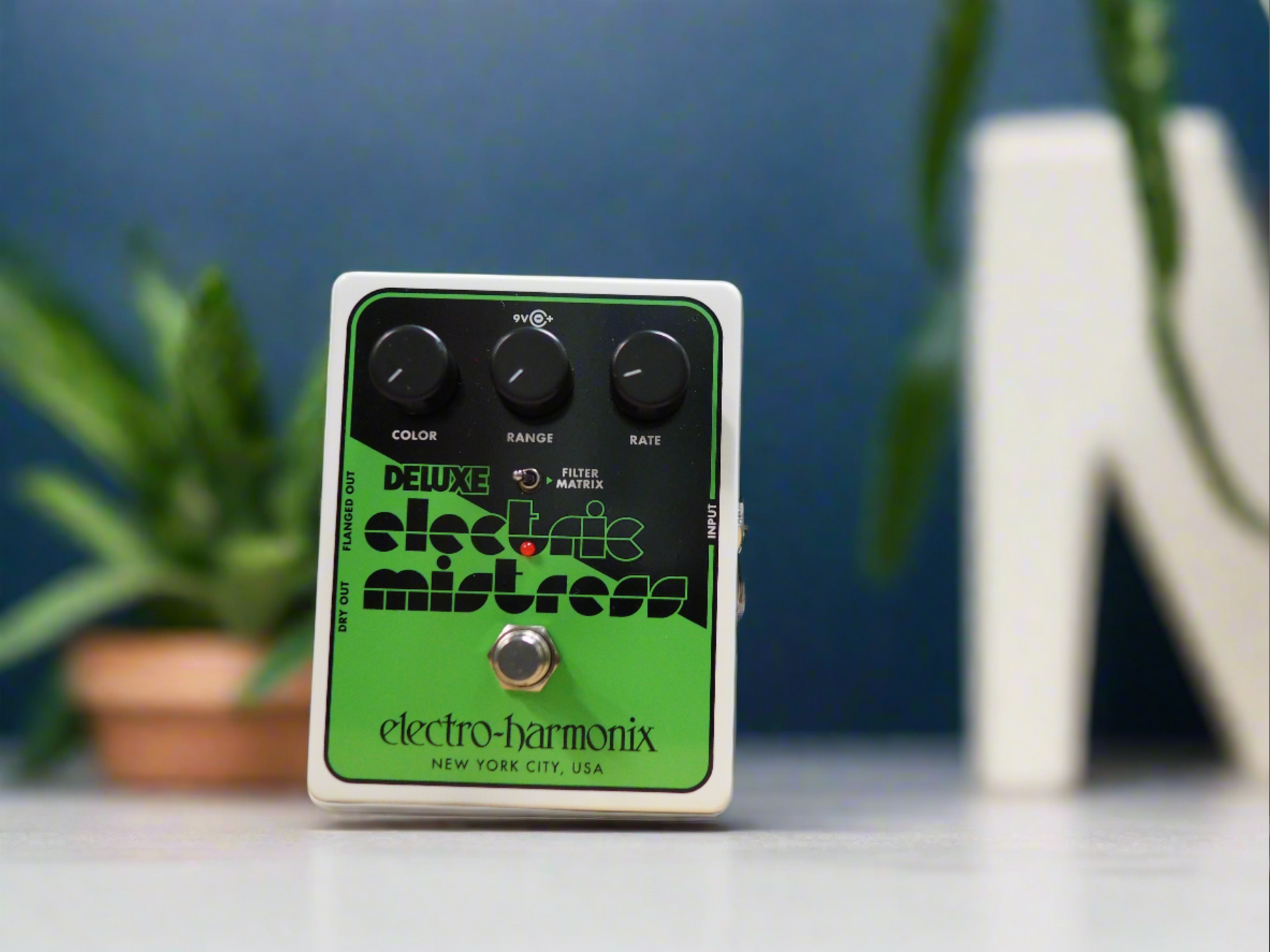 electric mistress pedal Electro Harmonix Deluxe Electric Mistress Pedal – Castle Rock Music Online Store